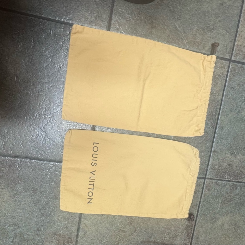 Two Louis Vuitton Yellow Dust Bags - Picture 3 of 4